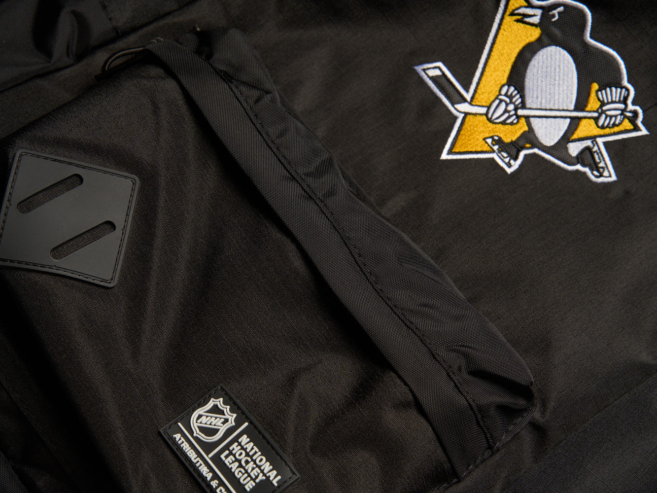 Цена на рюкзак nhl pittsburgh penguins 58245Рюкзак NHL Pittsburgh Penguins 58245