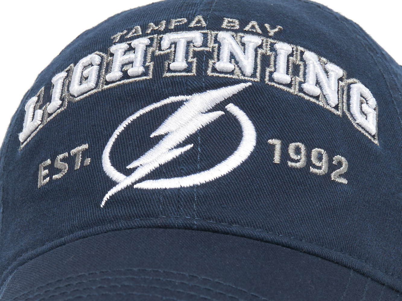 Цена на бейсболка nhl tampa bay lightning 31393Бейсболка NHL Tampa Bay Lightning 31393