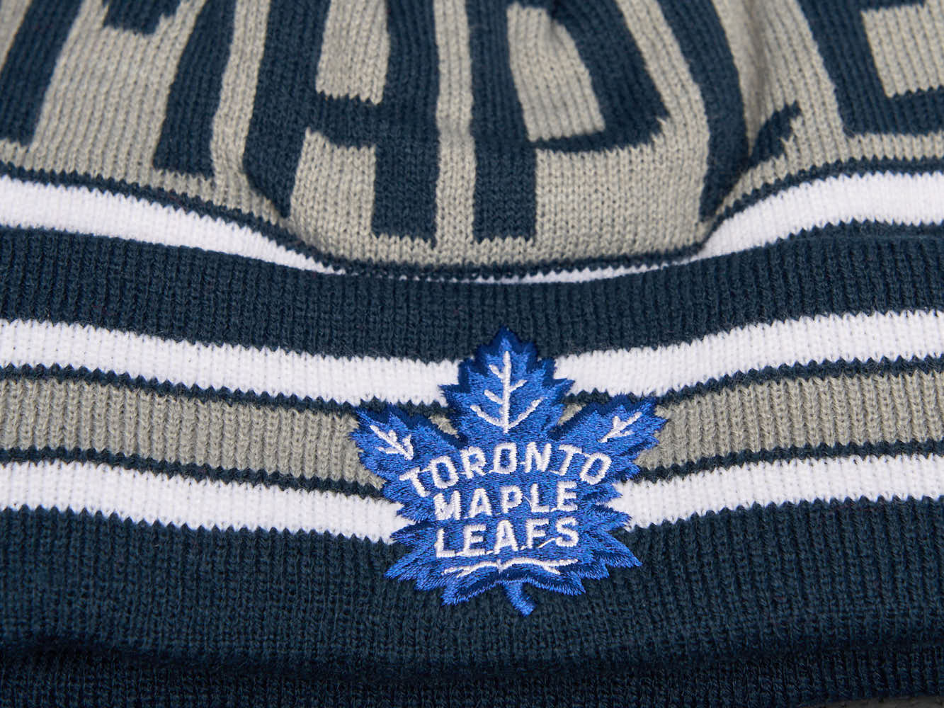 Цена на шапка nhl toronto maple leafs 59390Шапка NHL Toronto Maple Leafs 59390
